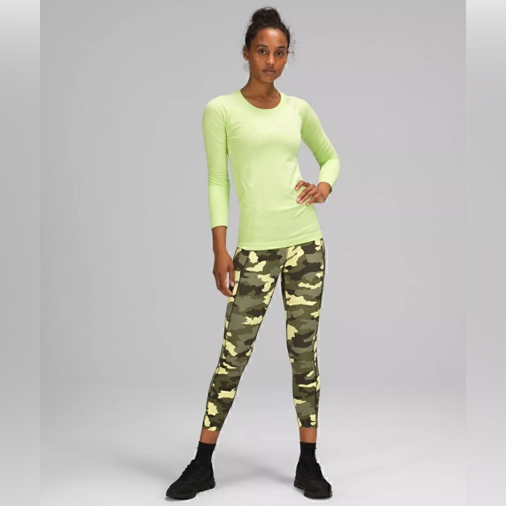 Lululemon Fast and Free high rise camo crop leggings. Size 12